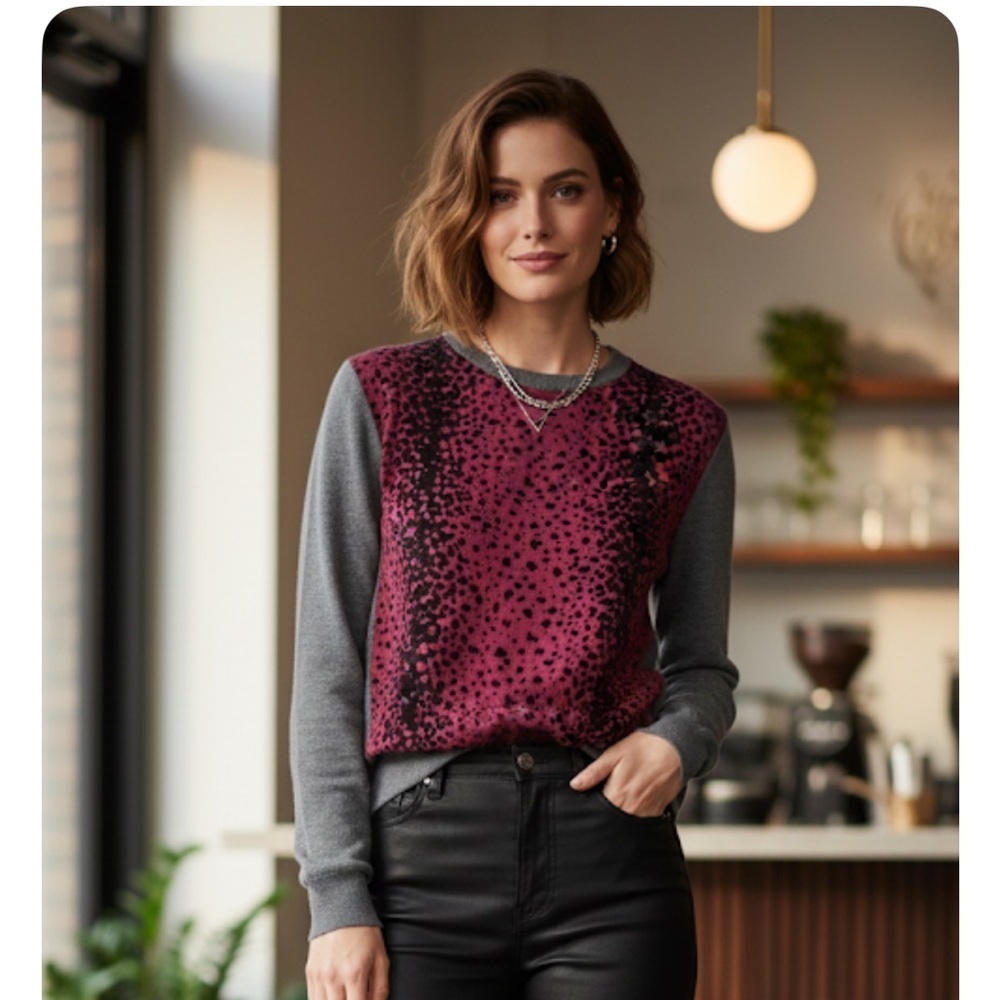 Vince Stylish Maroon & Black Abstract Print Sweater with Gray Sleeves L 🌟